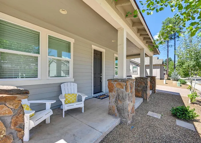 Family-friendly Near Hiking Trails! Holiday home